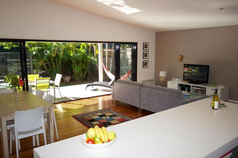 AtLIZZIE - Accommodation Bookings 4