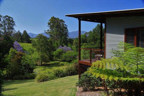 Lilypad Luxury Cabins - Accommodation Bookings 5