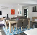 Bens Place modern  convenient - Accommodation Bookings