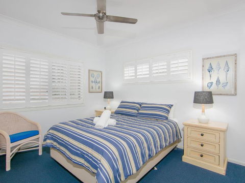 Avalon 1 Overlooking Beautiful Convent Beach - Accommodation Bookings 1