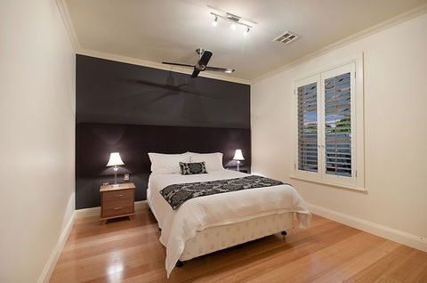 Domain Two Apartment - Accommodation Bookings 6