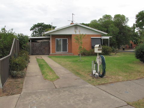 Clarke Street - Accommodation Bookings 2