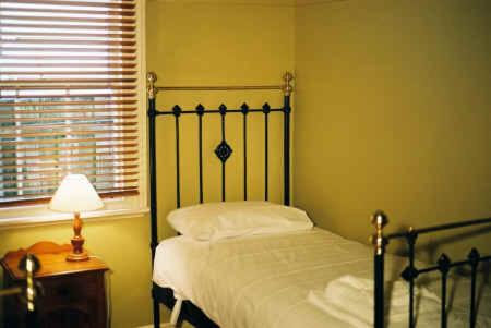 Eyre House - Accommodation Bookings 2
