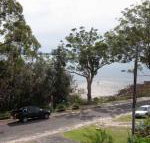 Baggies on Dutchies 9 Burbong Street large house with aircon boat parking  waterviews - Accommodation Bookings
