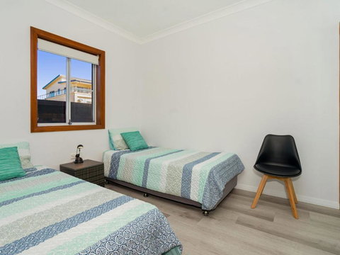 Beachcomer Unit 2 The Entrance NSW - Accommodation Bookings 6