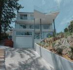Spectacular Bilgola Beachhouse - Accommodation Bookings
