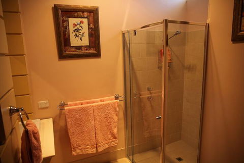 Burra Railway Station Bed & Breakfast - Accommodation Bookings 2