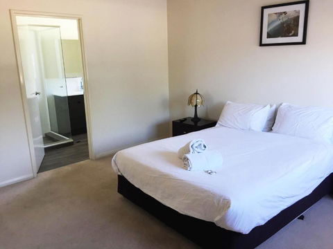 Blue Sky Apartment - Accommodation Bookings 3