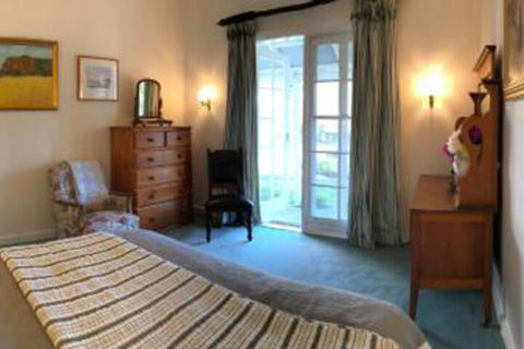 Petschel House - Accommodation Bookings 0