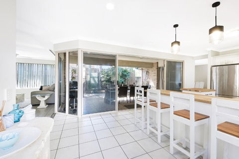 Sweetbrush Place - Accommodation Bookings 6