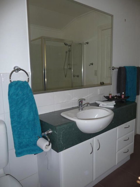Shepp Central Apartment - Accommodation Bookings 1