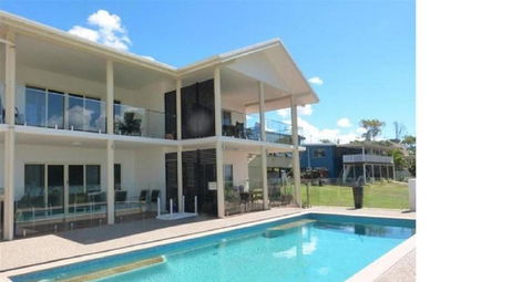 La Riviera - Accommodation Bookings 6