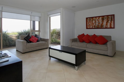 Aqua Luna - Accommodation Bookings 4