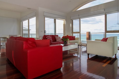 Aqua Luna - Accommodation Bookings 3