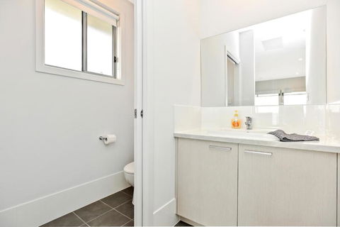 Avaya Sellicks Beachfront Getaway WiFi - Accommodation Bookings 5