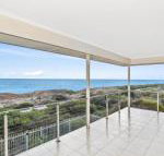 Avaya Sellicks Beachfront Getaway WiFi - Accommodation Bookings