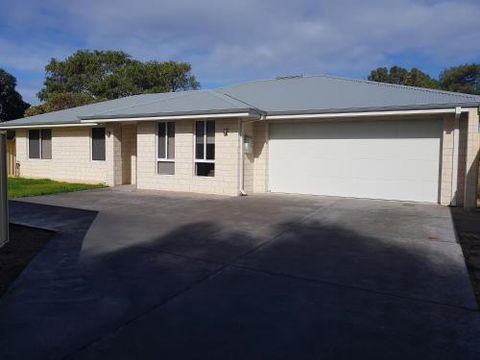 Towncrackers Guest House - Accommodation Bookings 2