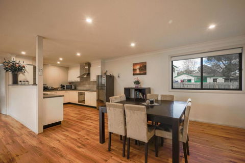 Apartments On Allingham - Accommodation Bookings 6