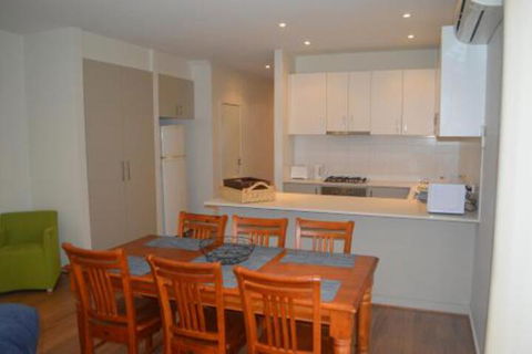 Family Friendly Unit - Accommodation Bookings 6