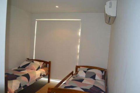 Family Friendly Unit - Accommodation Bookings 2