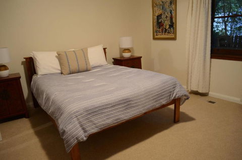 Coolamon On Marsh Armidale - Accommodation Bookings 1