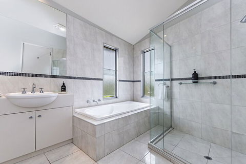 Il Mare - Accommodation Bookings 5