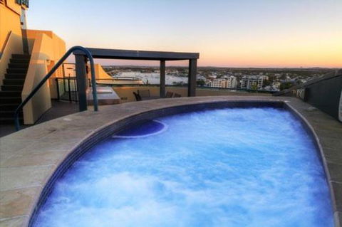 Beachside Mooloolaba Apartment With A View! - Accommodation Bookings 5