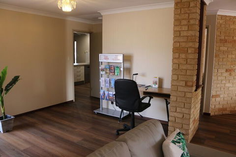 Cozy Stay At Kearsley - Accommodation Bookings 1