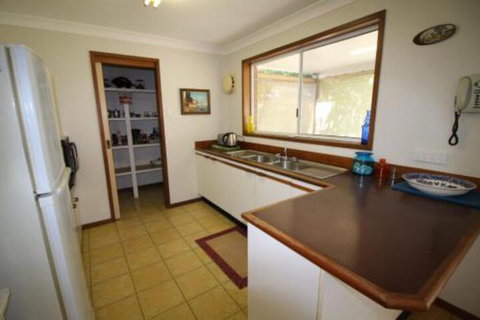 Gerrys Waterfront - Accommodation Bookings 6
