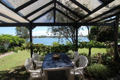 Gerrys Waterfront - Accommodation Bookings 5