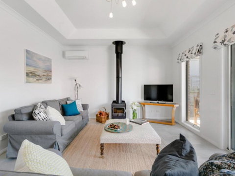 Venice On The Beach - Accommodation Bookings 1