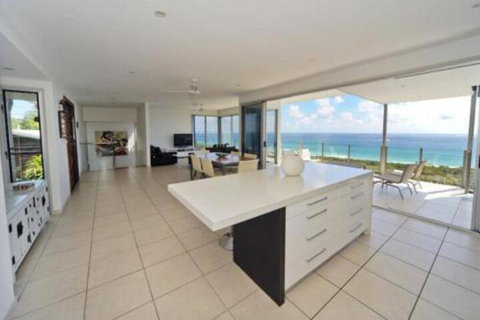 Oceanside 3 Bedrooms - Accommodation Bookings 6