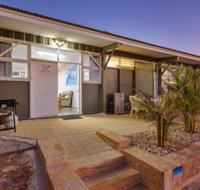 Getaway Villas Unit 38 10 2 Bedroom Self Contained Accommodation - Accommodation Bookings