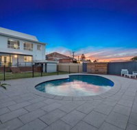 Waterview Beach house - Accommodation Bookings