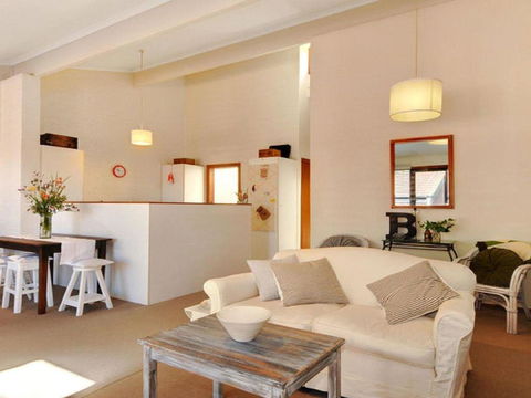 Gibraltar Getaway Cute Comfortable & Close To Town - Accommodation Bookings 2