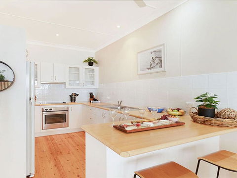 Ocean Blue Apartment One Oceanfront Apartment - Accommodation Bookings 5