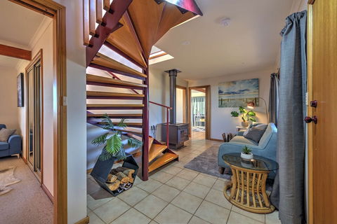 Zenith - Accommodation Bookings 1