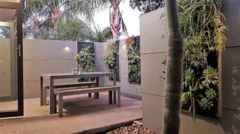 The Good Life - Accommodation Bookings 6