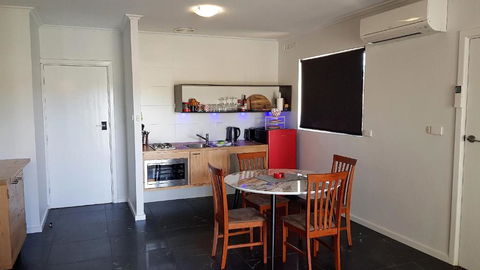 The Good Life - Accommodation Bookings 2