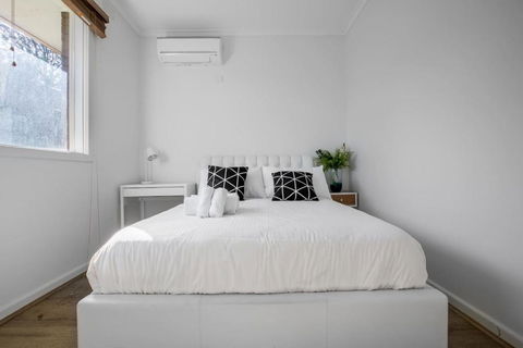 Alice Wonderland In 4 Beds House - Accommodation Bookings 4