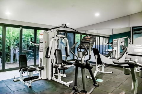 Presidential Bungalow - Accommodation Bookings 4