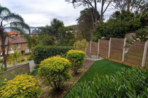 Aislinn 3 / 273 Corrie Parade Air Con Water Views BBQ - Accommodation Bookings 2
