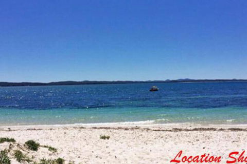 Aislinn 3 / 273 Corrie Parade Air Con Water Views BBQ - Accommodation Bookings 4