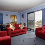 Anchorage 7 Beautifully Renovated Close To Rockpool - Accommodation Bookings 0
