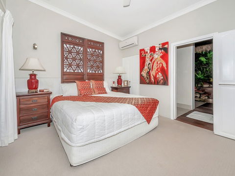 Unique Tropical Rainforest Getaway - Accommodation Bookings 6