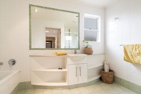Oceanic 3 - Accommodation Bookings 5