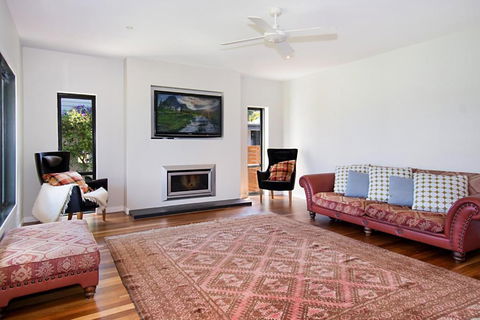 Ferncrest Fernleigh WiFi Air Conditioning - Accommodation Bookings 2