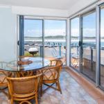 Fairholme 8 Perfect Lakefront Position - Accommodation Bookings 0