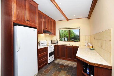 Don Carmella - Accommodation Bookings 4