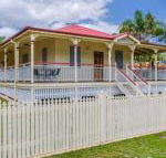 5 Bomburra Court Rainbow Beach Ticks All The Boxes Pool Shed Fenced Yard Pet Friendly - Accommodation Bookings